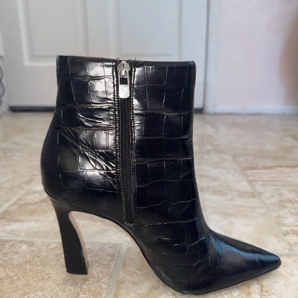 ANTONIO MELANI Black Ankle‎ Boots with Heel